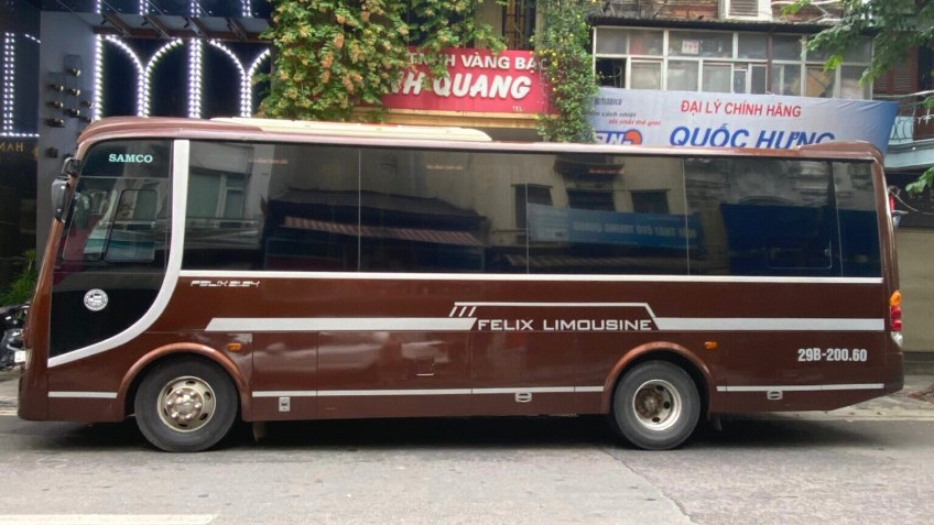 Wonder Bay Cruise: Felix Limousine Pickup in Hanoi