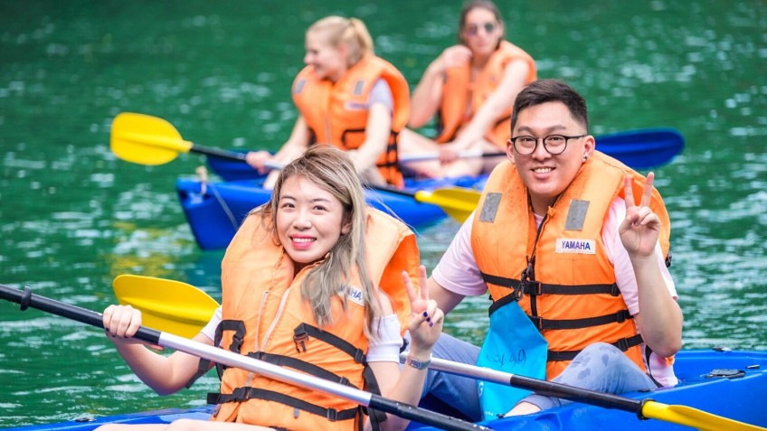 Wonder Bay Cruise: Explore Halong Bay By Kayaking