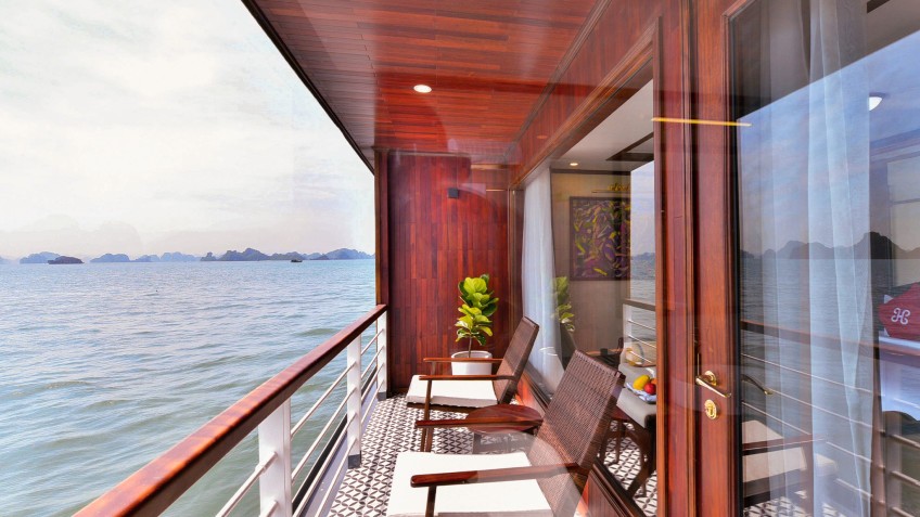 Heritage Cruise Binh Chuan: Stunning view from the Private Balcony