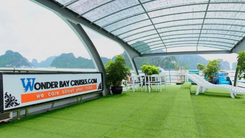 Wonder Bay Cruise: Spacious Sundeck With Retractable Roof