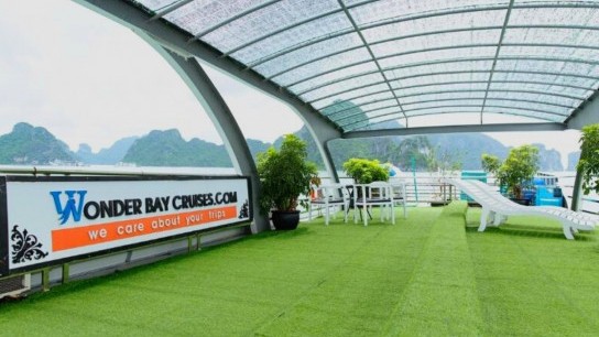 Wonder Bay Cruise: Spacious Sundeck With Retractable Roof