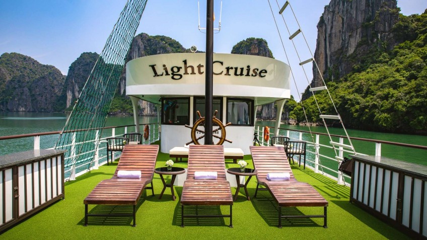 Light Day Cruise: Spacious Sundeck