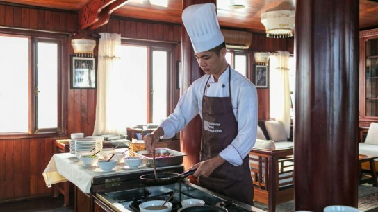 Garden Bay Legend Cruise: Professional Chef