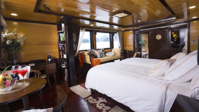 Hera Grand Luxury Cruise: Hera Earth Suite