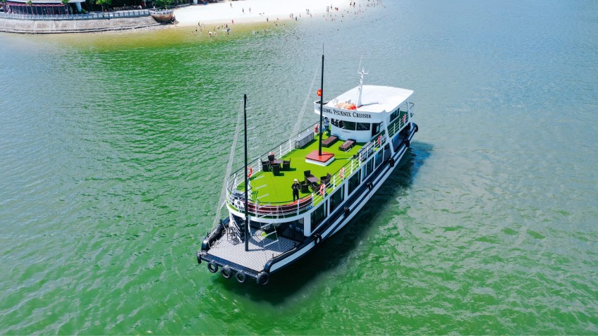 Phoenix Day Cruise: Top Budget Day Cruise in Halong Bay