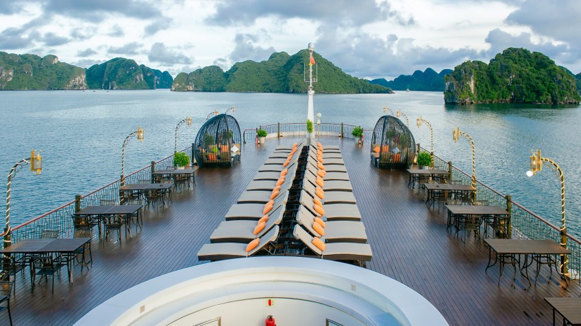 Indochine Premium Cruise: The sundeck from the skyview