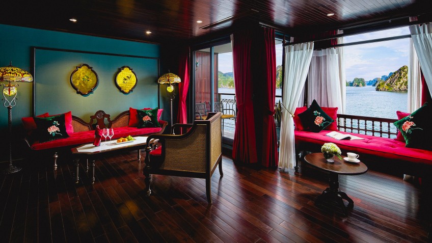 Indochine Premium Cruise: Cozy ambiance feel like home