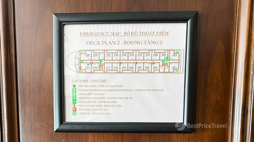 Paradise Grand Cruise: Paradise Grand Main Deck