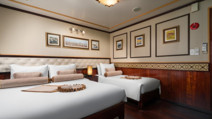 Swan Cruises: Nice space for small groups