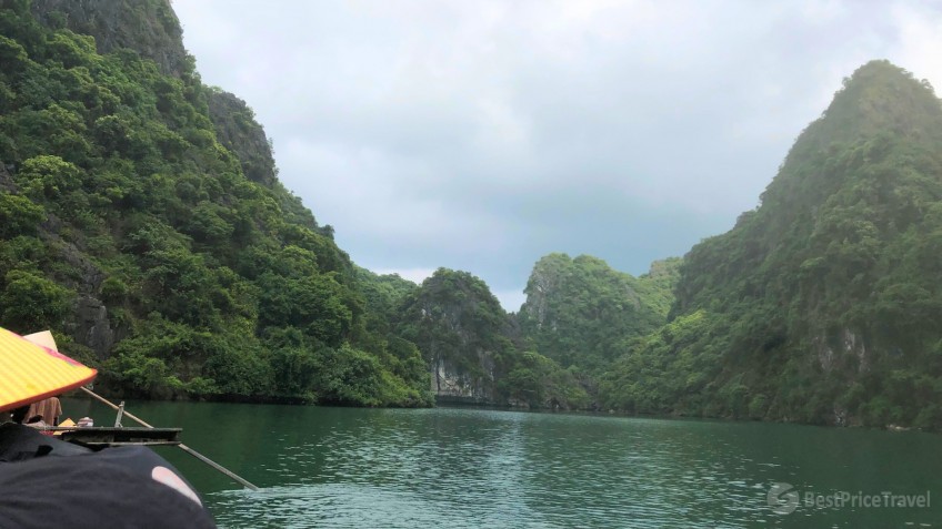 Heritage Cruise Binh Chuan: Gorgeous Scenery of Lan Ha Bay