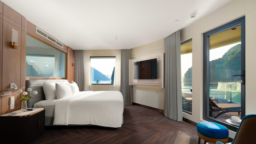 Grand Pioneers (Essence Grand) Cruise: Essence Suite