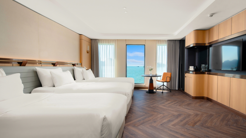 Grand Pioneers (Essence Grand) Cruise: Ocean Suite Triple