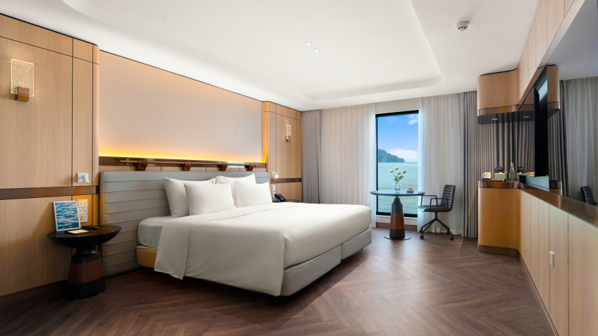 Grand Pioneers (Essence Grand) Cruise: Ocean Suite