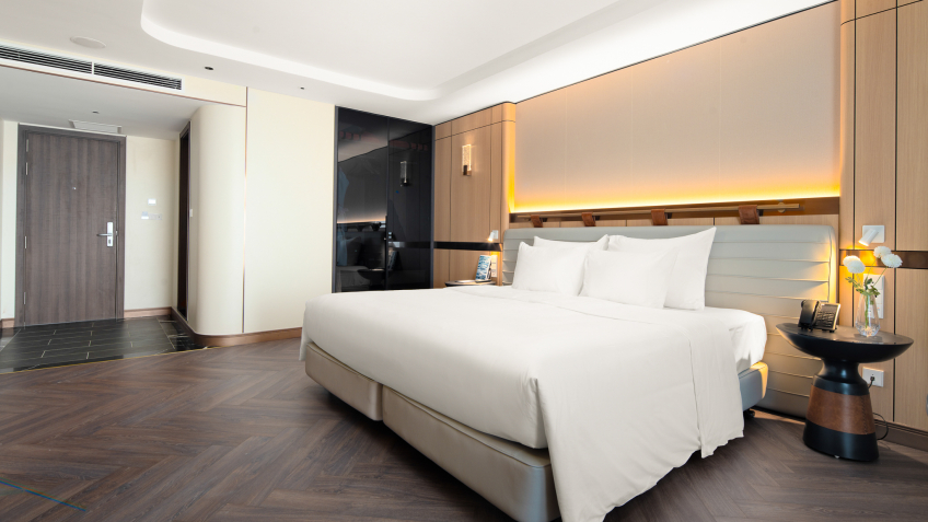 Grand Pioneers (Essence Grand) Cruise: The spacious atmosphere with dedicated design