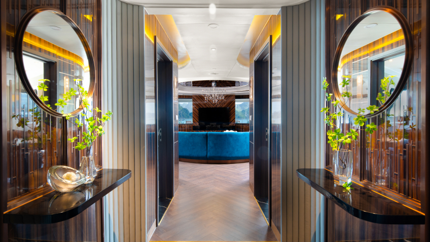 Grand Pioneers (Essence Grand) Cruise: Owners Suite