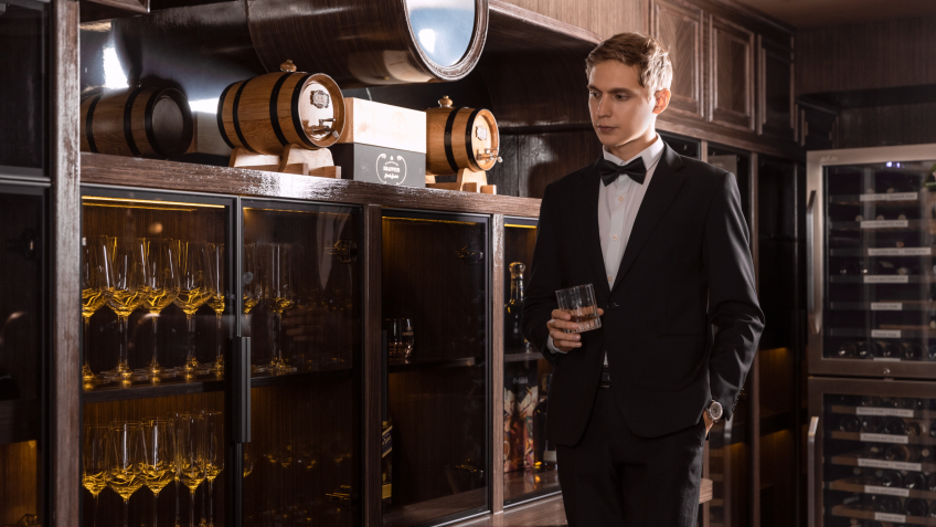 Grand Pioneers (Essence Grand) Cruise: Enjoy The Top-notch Wine