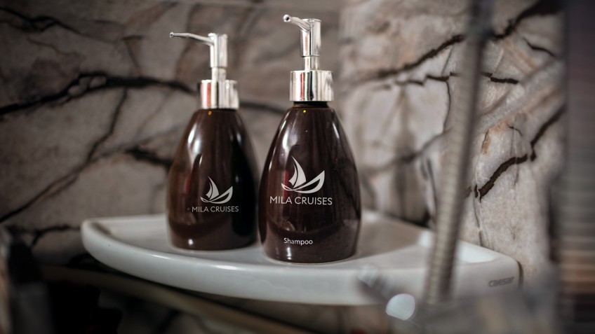 Mila Cruise (formerly Glory Legend): Deluxe Bathroom Amenities