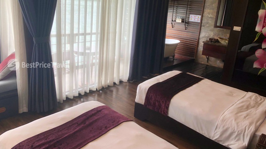 Orchid Classic Cruise: Bright & Spacious Area for ovenight stay