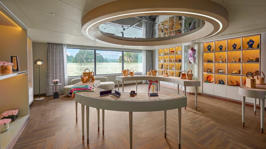 Grand Pioneers (Essence Grand) Cruise: Oceania Gilfshop