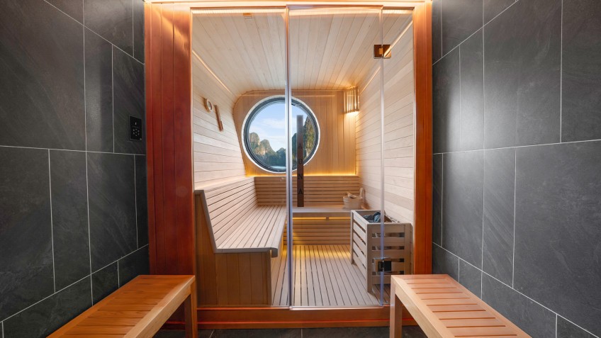 Grand Pioneers (Essence Grand) Cruise: Heal With Sauna Treatment