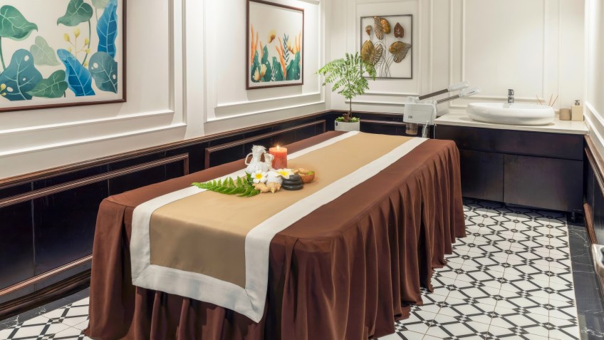 Capella Cruise: Warm massage corner