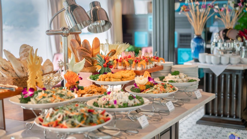 Capella Cruise: Capella Diverse Buffet Dishes