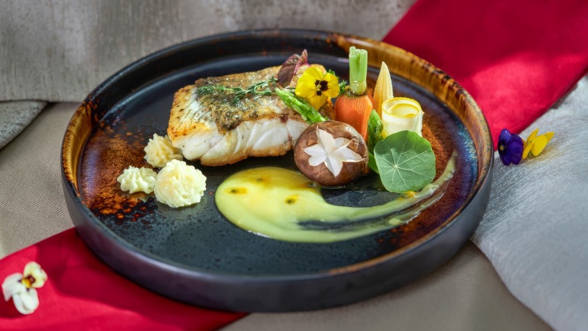 Capella Cruise: Sumptuous Set Menu