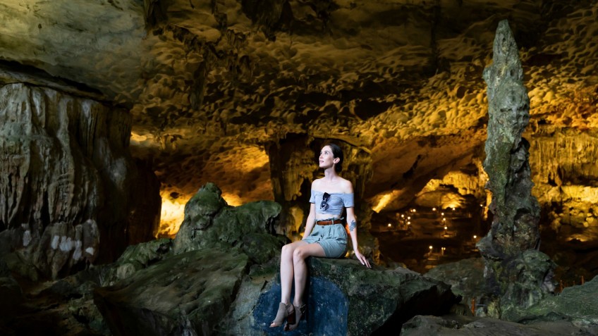 Amanda Cruise: Explore Sung Sot Cave