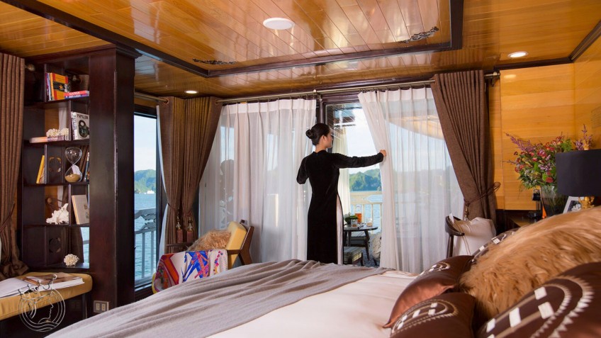 Hera Grand Luxury Cruise: Excellent service from the crew team