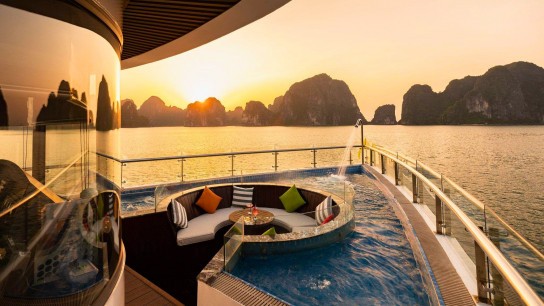 Jade Sails: Amazing Lan Ha Bay Sunset