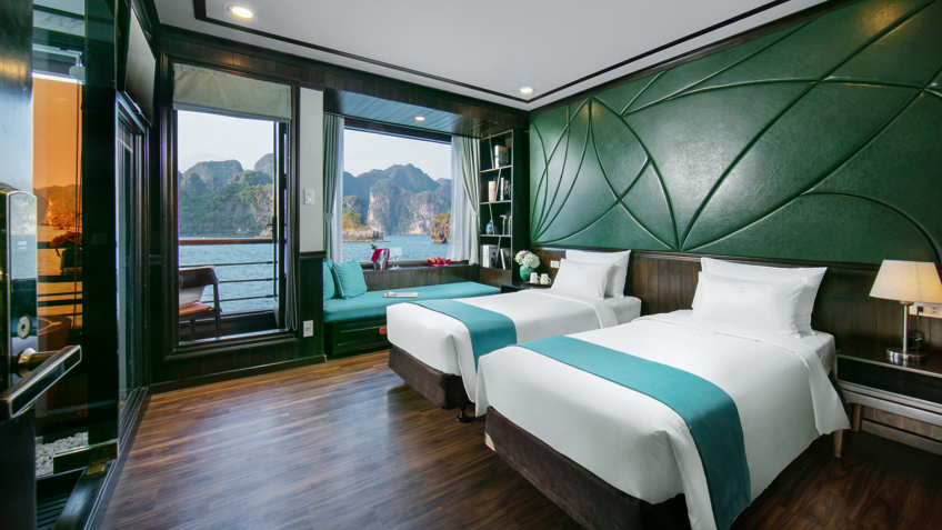 Peony Cruise: Deluxe Balcony Twin Suite