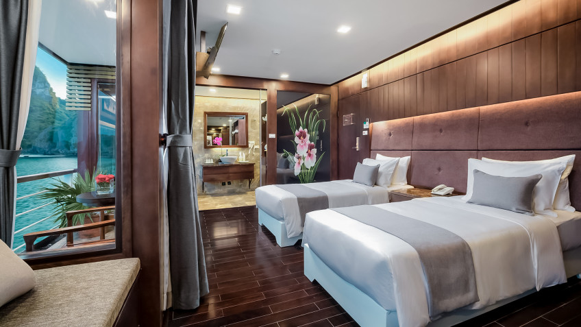 Orchid Classic Cruise: Family Premium Suite