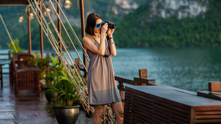 Mila Cruise (formerly Glory Legend): Preserve in photos bay's beauty