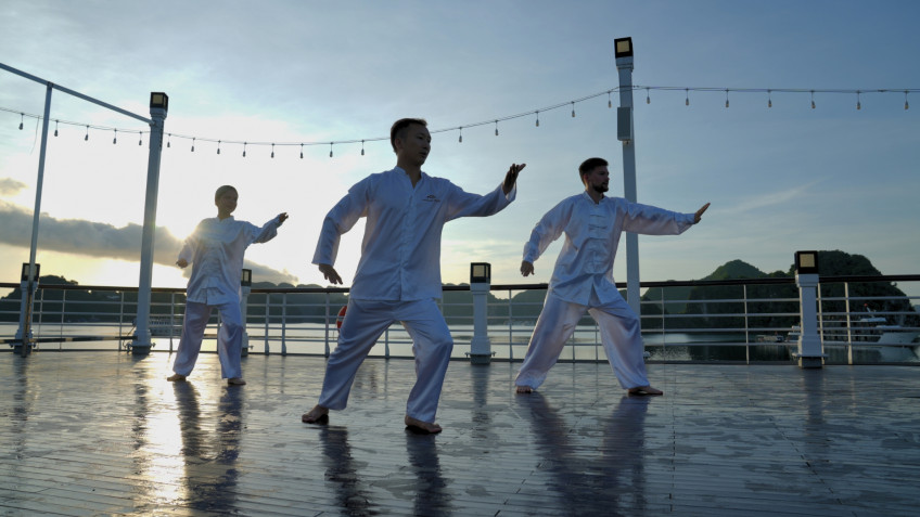 Paradise Grand Cruise: Practice Tai Chi On The Sundeck
