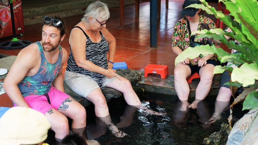 Peony Cruise: Relax With Foot Massage In Viet Hai